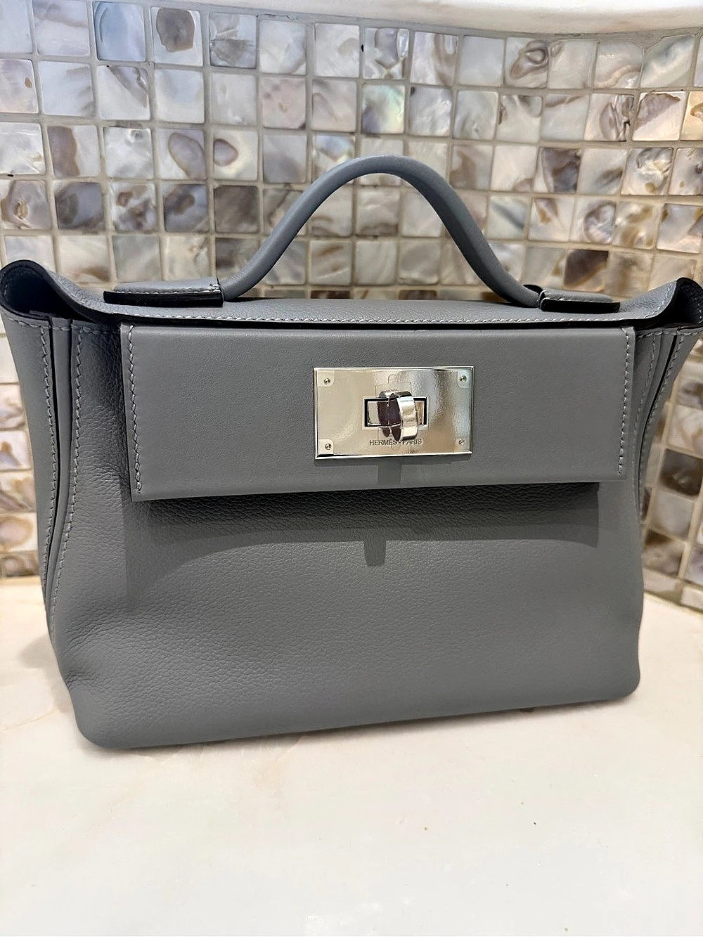 Hermes Kelly 28 Shoulder Bag in Gray Like New